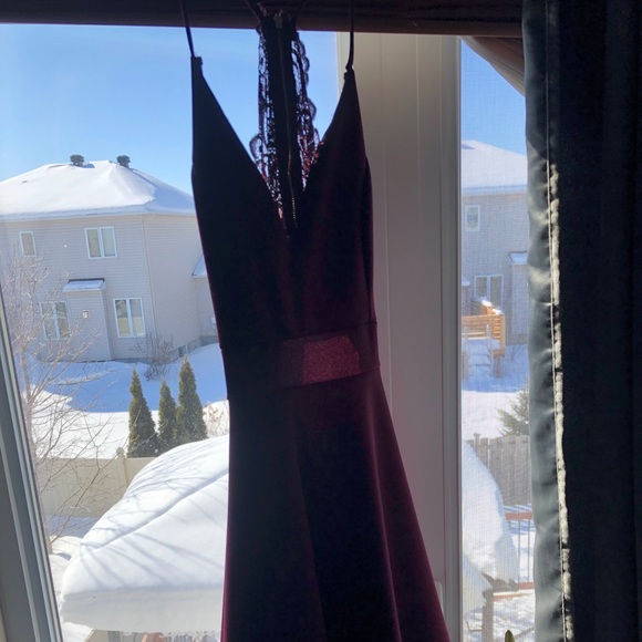 Eclipse maroon dress - Picture 4 of 8